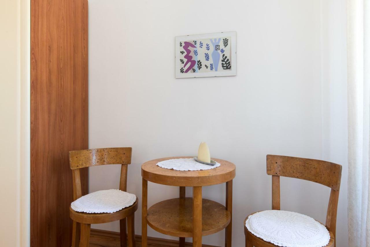 Apartments Ivona Malinska Eksteriør billede